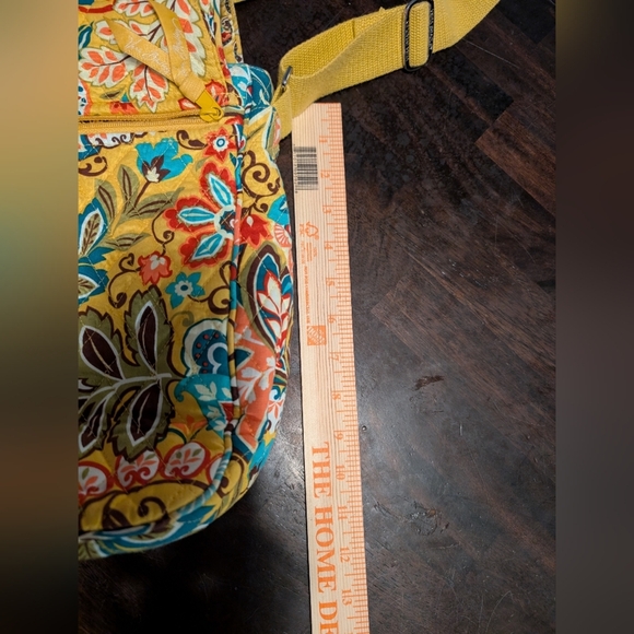 Vera Bradley Provencal Set: Messenger Bag, Tote, Purse, Wristlet Yellow Print - Picture 6 of 16
